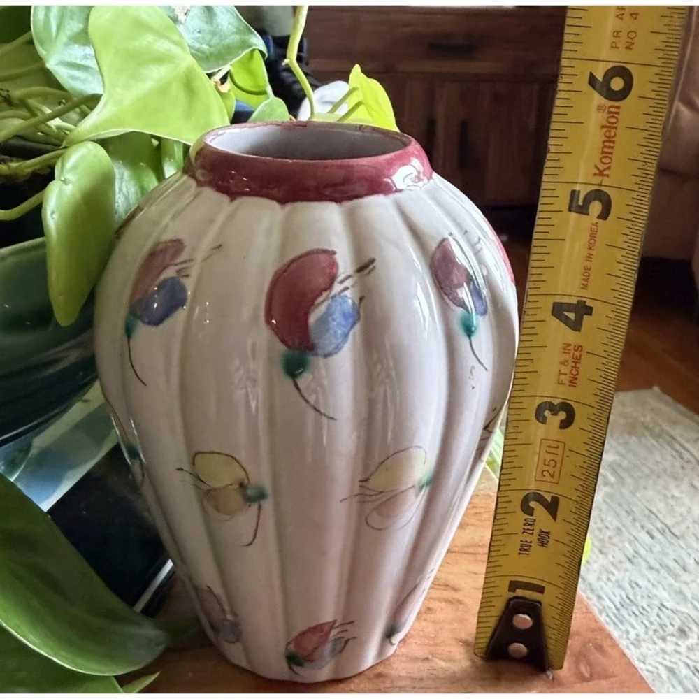 Vintage Arabia Finland ARA Art Pottery Hand Painted Floral Ribbed Vase Finnish